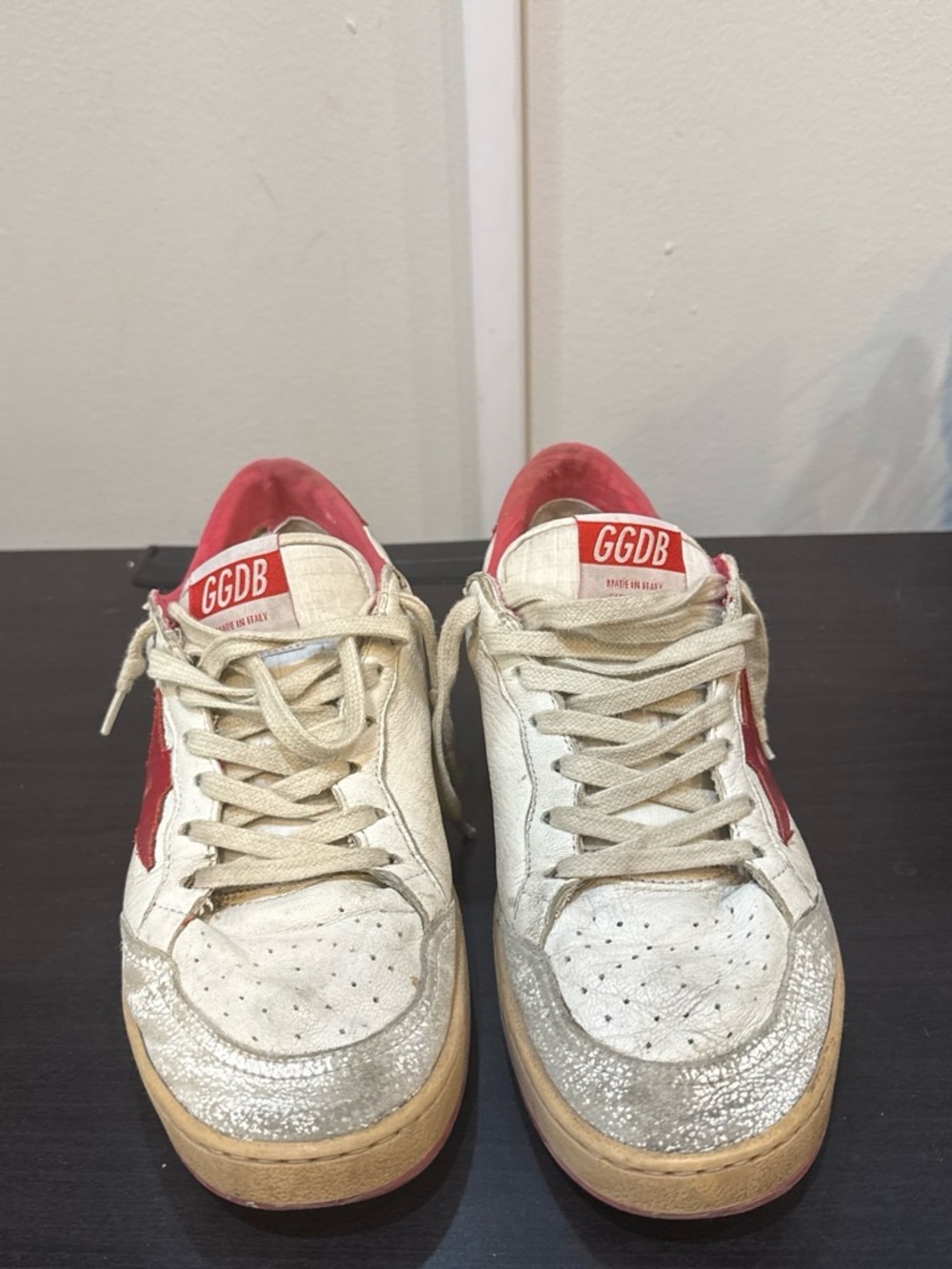 Golden Goose Kids White Sneakers with Red Star Accent - Picture 2 of 5